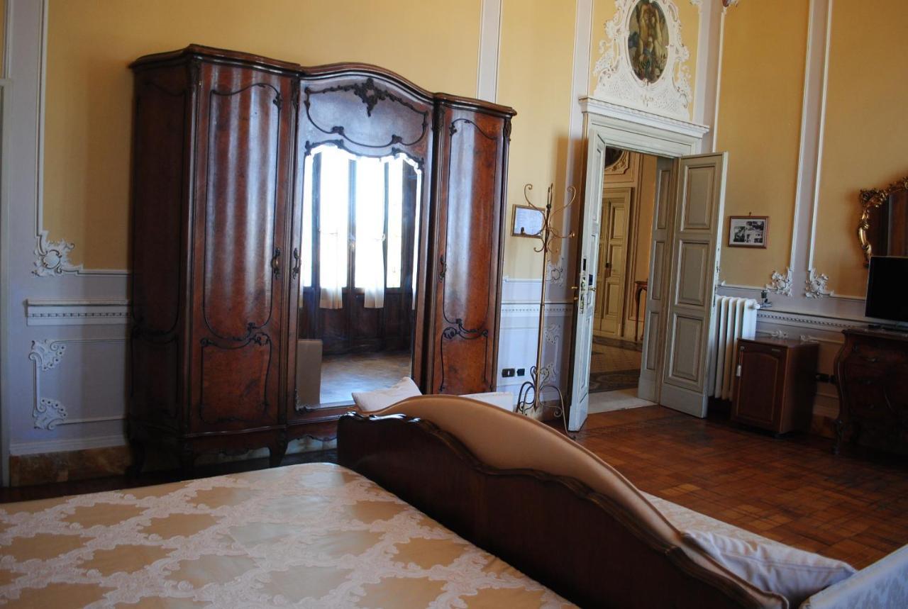 Villa Tina Hotel Viareggio Eksteriør billede