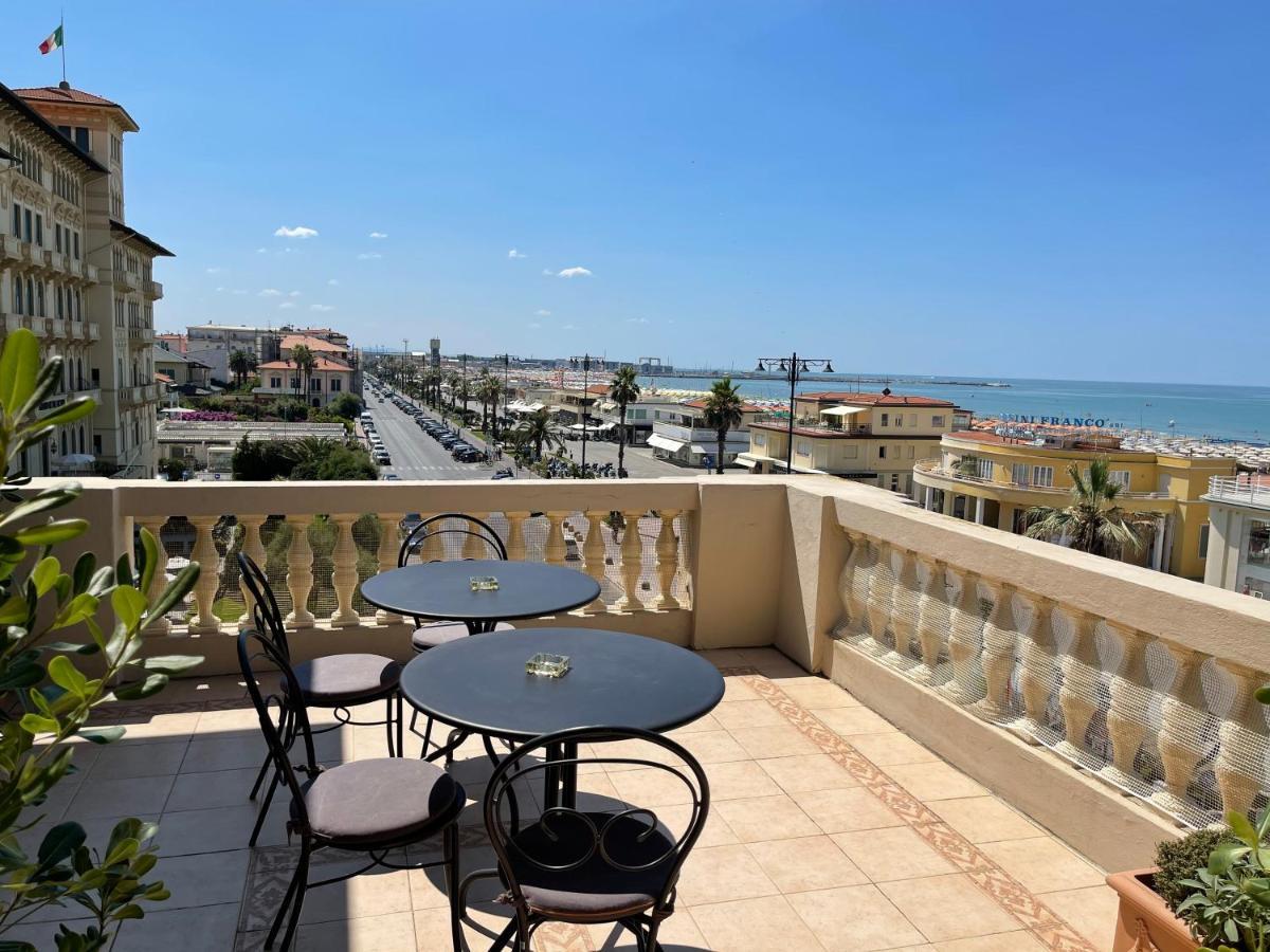 Villa Tina Hotel Viareggio Eksteriør billede