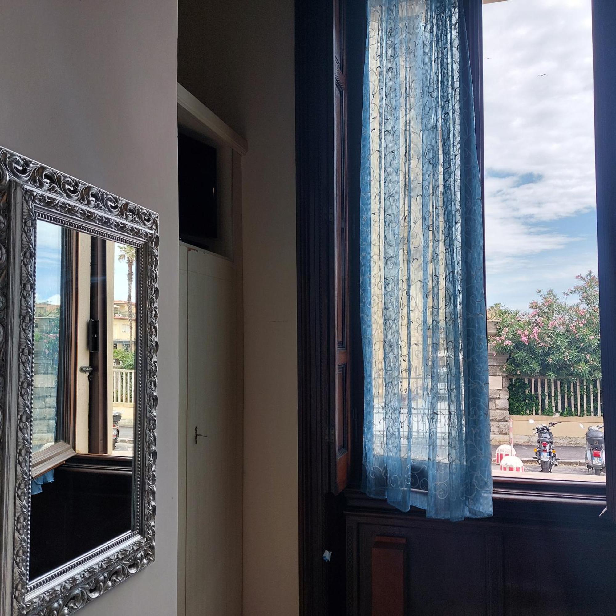Villa Tina Hotel Viareggio Eksteriør billede